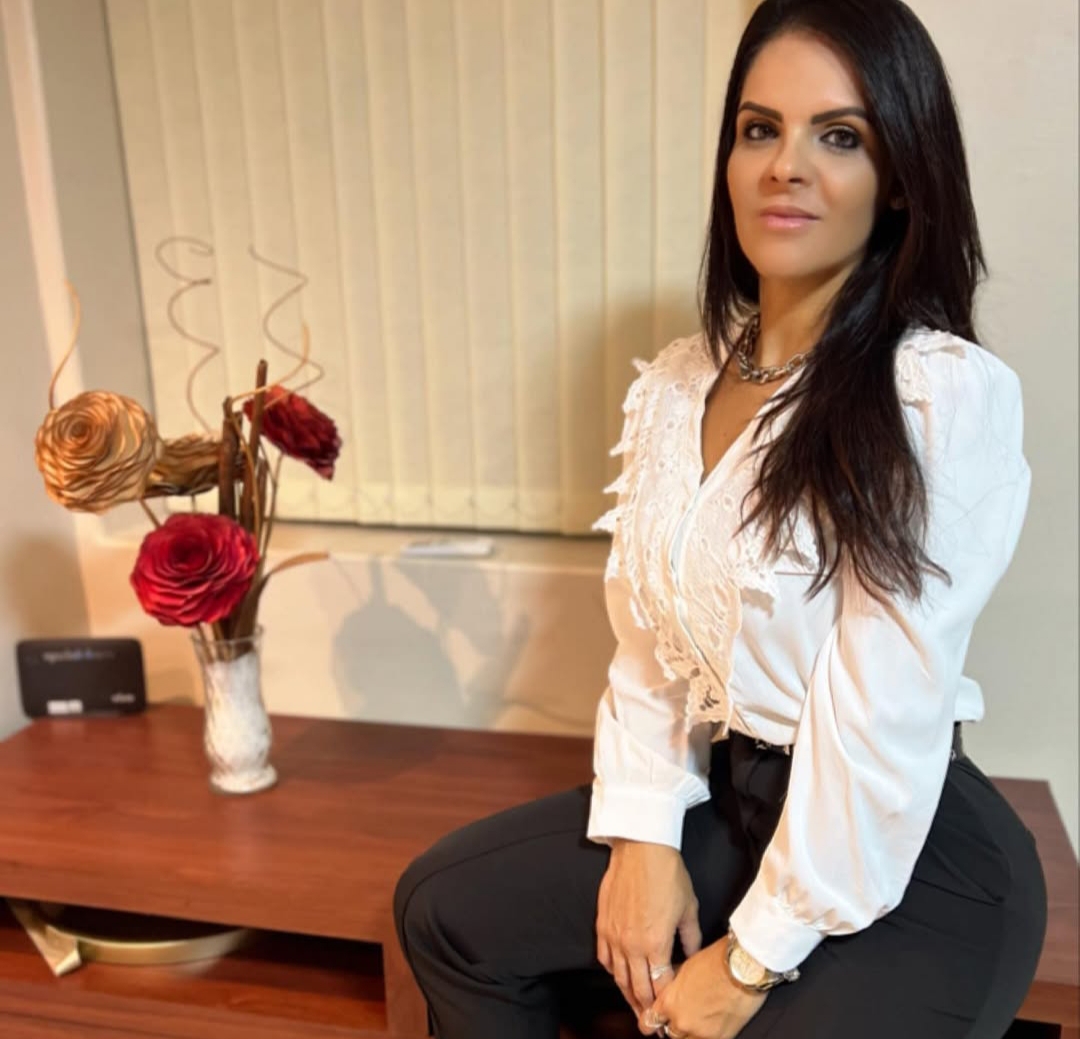 Roberta Rios - Especialista em Estetica